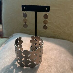 Hammered Gold tone Cuff & Earring Set